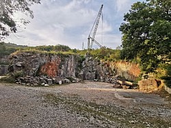 Steinbruch in Arzo