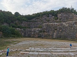 Arena im Steinbruch
